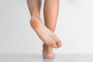 Causes and Symptoms of Athlete’s Foot